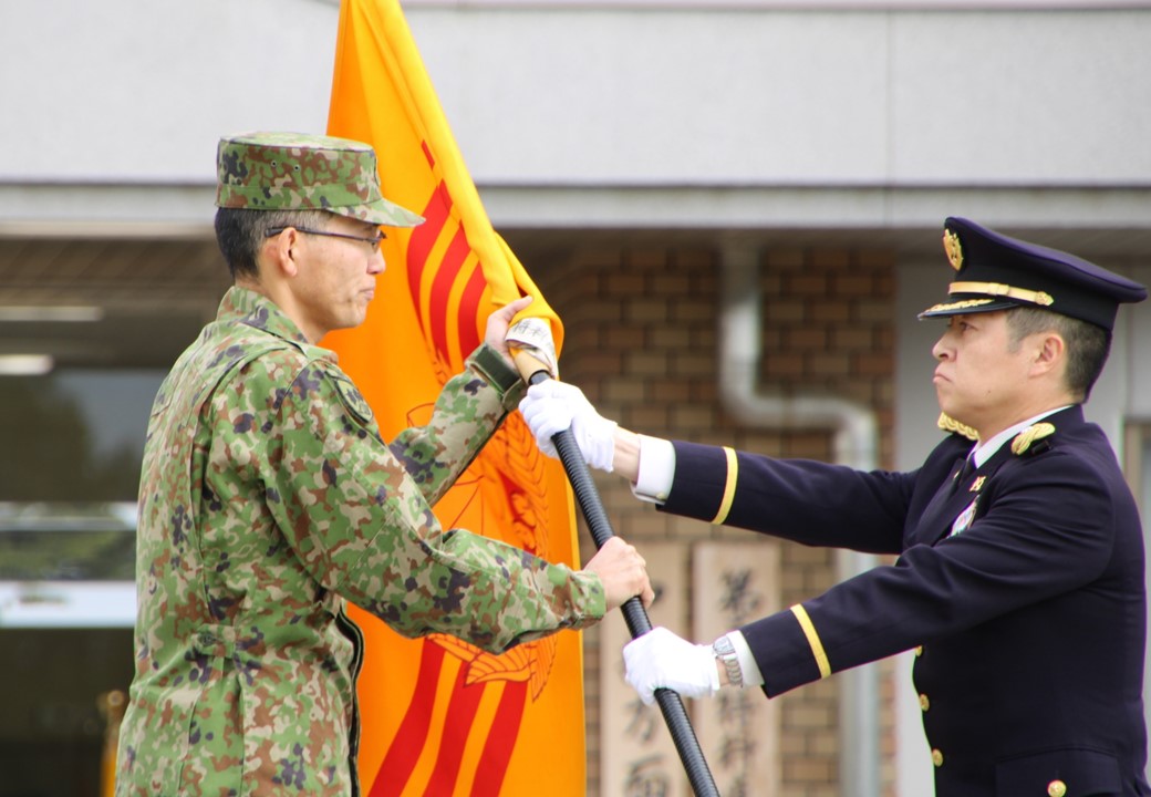 第14旅団 は、＃中部方面特科隊（松山）の廃止行事を行いました。第