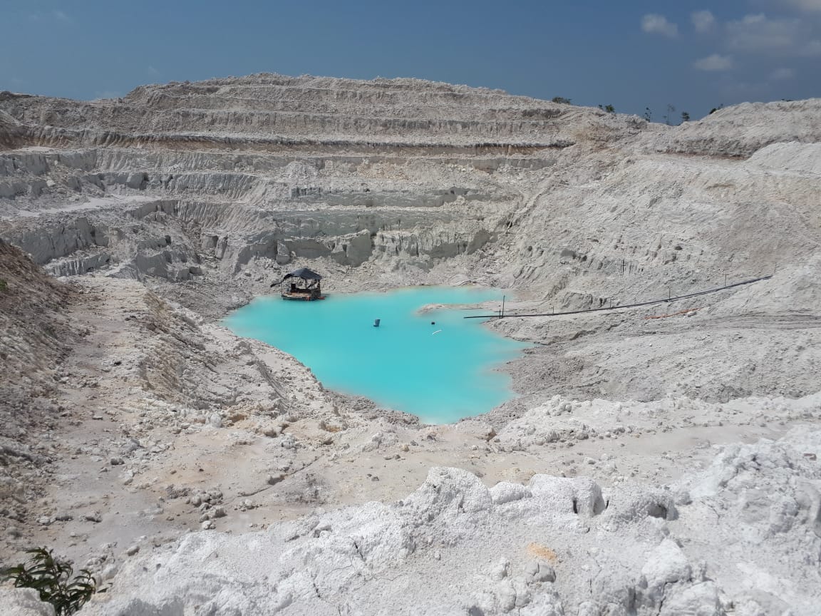 Baca juga ini: 

Tiga Abad Melayani Dunia: Potret Tambang Timah di Bangka Belitung jatam.org/tiga-abad-mela…