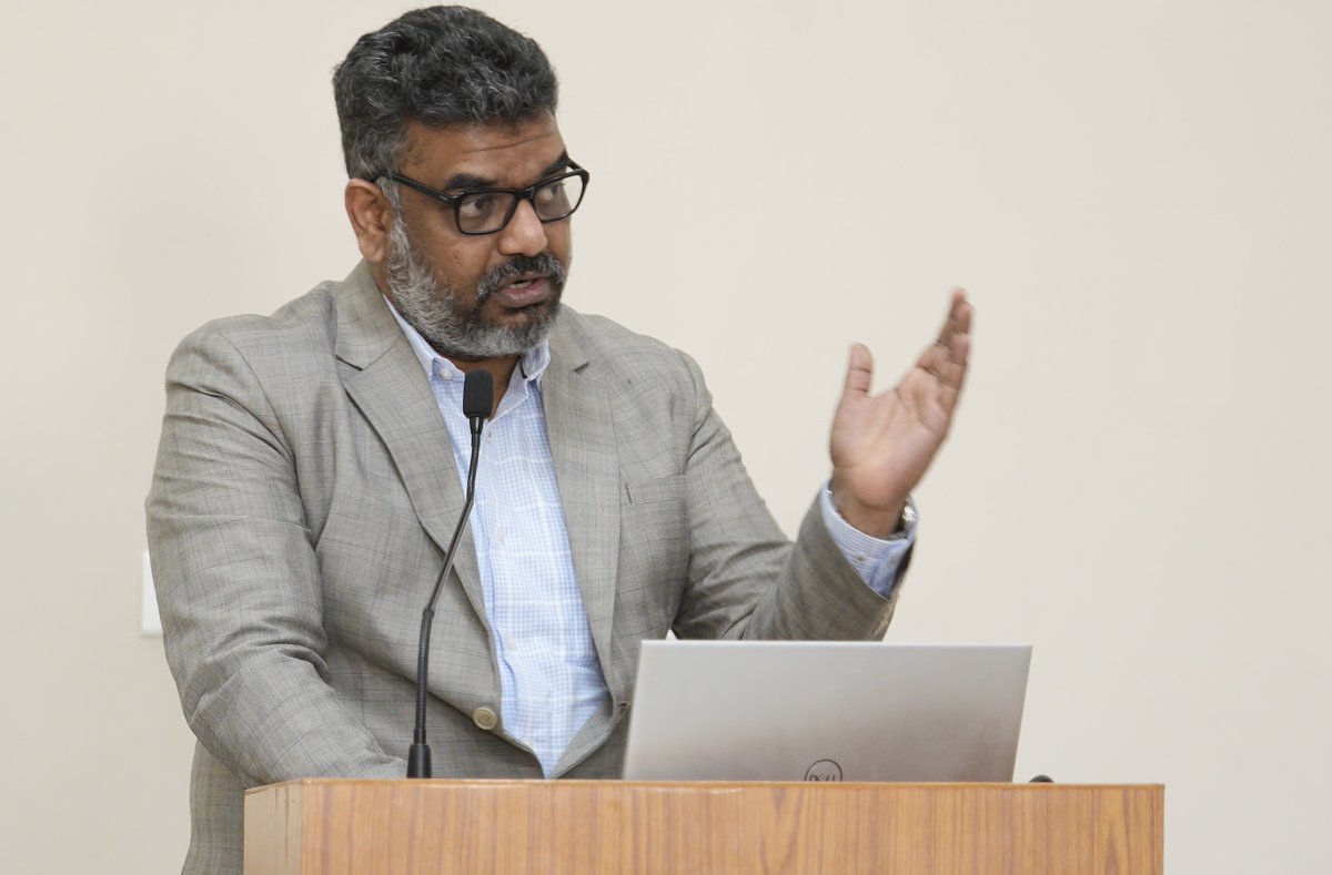 LogicallyAI's tweet photo. Logically’s India Vice President, Ravinder Reddy @ReddyRavi553, spoke about ensuring election integrity at the 30th National Conference of State Election Commissioners 2024 in Bihar earlier this month. https://t.co/PALoJO5BVv
