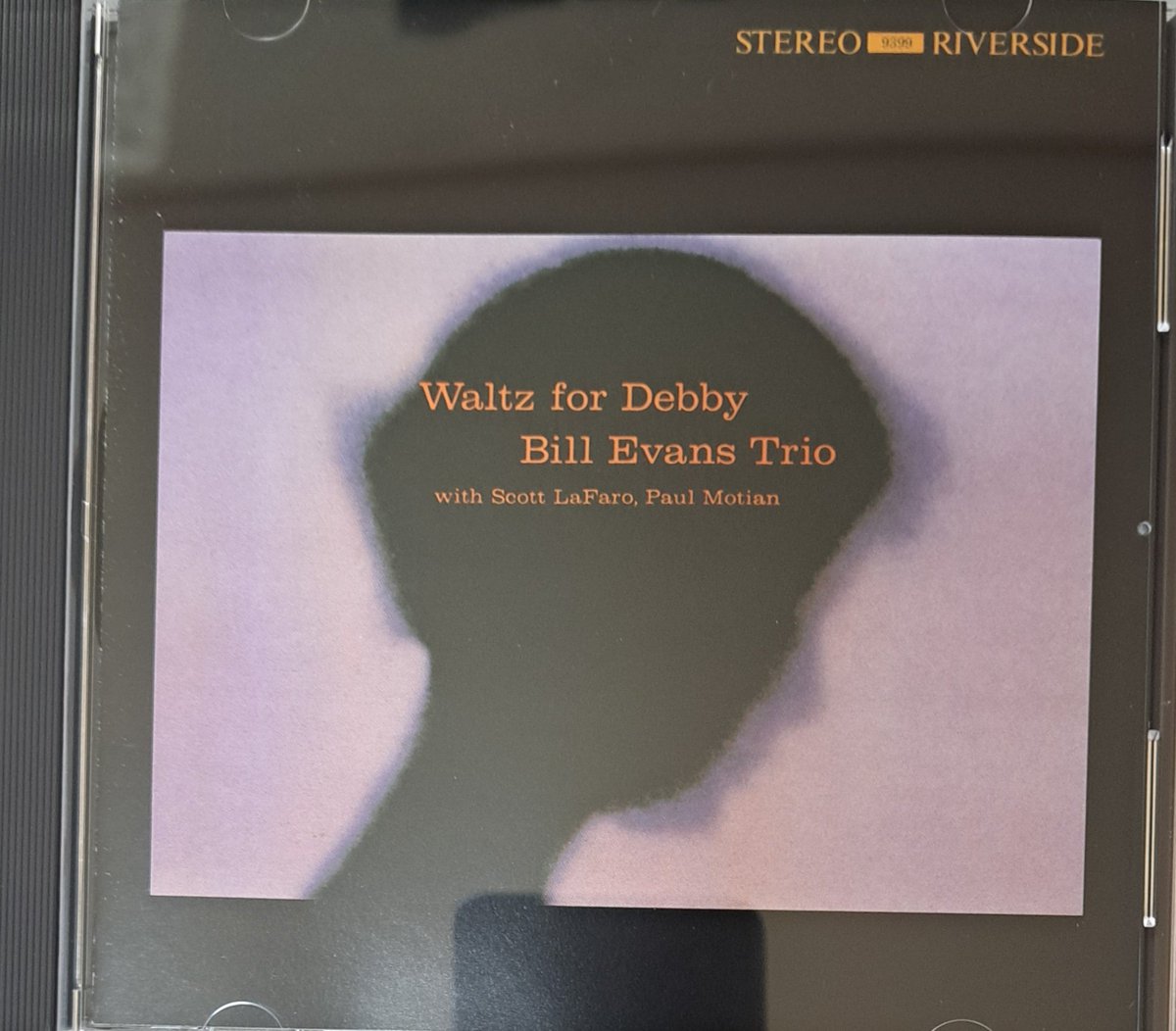 Bill Evans 
Waltz for Debby 
チボリオーディオモデルワンBT で聴いている。なかなか良い音がしています。
#BillEvans