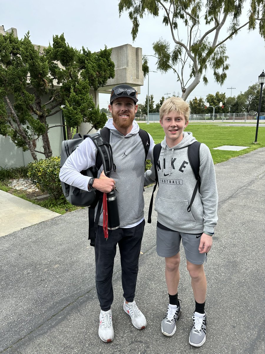 Ethan Munk (@ethan_munk60251) on Twitter photo So glad to have had the opportunity to go down to California and work with 3DQB.
<a href="/3dqb_SoCal/">3DQB SoCal</a>
<a href="/jpyle_8/">Joe Pyle</a>
<a href="/Taylor_Kelly10/">Taylor Kelly</a>
@jreyes05_
<a href="/train3DQB/">Adam Dedeaux</a>
<a href="/jbecktwelve/">John Beck</a>
<a href="/coachjaredhall/">Jared Hall</a> So glad to have had the opportunity to go down to California and work with 3DQB.
<a href="/3dqb_SoCal/">3DQB SoCal</a>
<a href="/jpyle_8/">Joe Pyle</a>
<a href="/Taylor_Kelly10/">Taylor Kelly</a>
@jreyes05_
<a href="/train3DQB/">Adam Dedeaux</a>
<a href="/jbecktwelve/">John Beck</a>
<a href="/coachjaredhall/">Jared Hall</a>