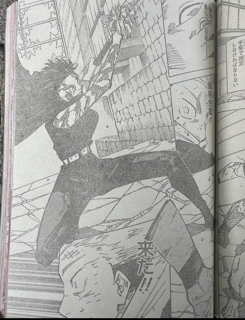 DbsContents's tweet photo. MAKI ZENIN BACK, SMILING, &amp; READY TO GO CRAZIER THAN EVER😭⁉️ Mf’s SWORE she was out, but Homegirl proving them WRONG🔥‼️#JJKSpoilers #JJK255 https://t.co/WJcxy5Toe3
