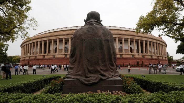 Democracy: Parliament Under Modi

Parliament lost its role as a forum of deliberative #Democracy. 

🔸The #PMModi himself was present in the Lok Sabha for just Four hours during 2021.

🔸As per PRS Research, the 17th Lok Sabha was the shortest since 1952. Of the Lok Sabhas that…