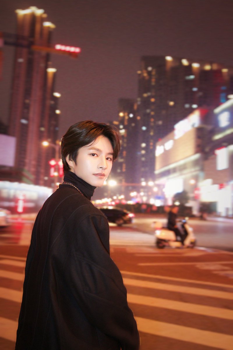 LEV_Official_'s tweet photo. [#레비]

MC레비와 함께 글로벌 그룹을 응원해주세요~!

#LEV #레비 #レビ
#WangZihao #왕즈하오 #王子浩
#ShowItAll #ChromosomeEG https://t.co/iHziAxoddG