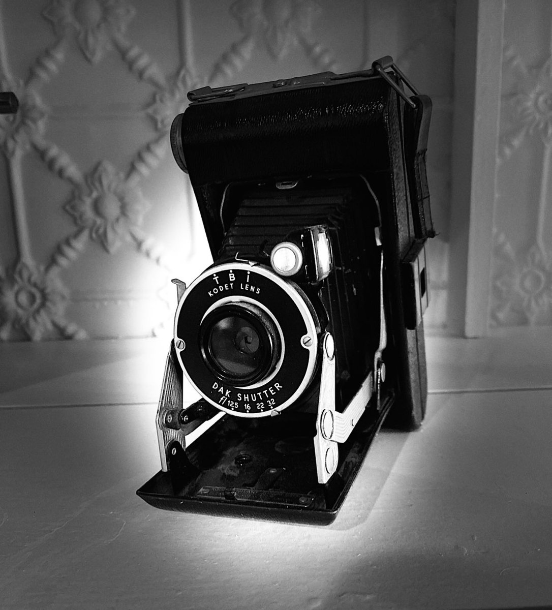 Trying some black and white photography of antiques. #blackandwhitephotography #SomethingNew #iPhonePhotography #hobby #antiques