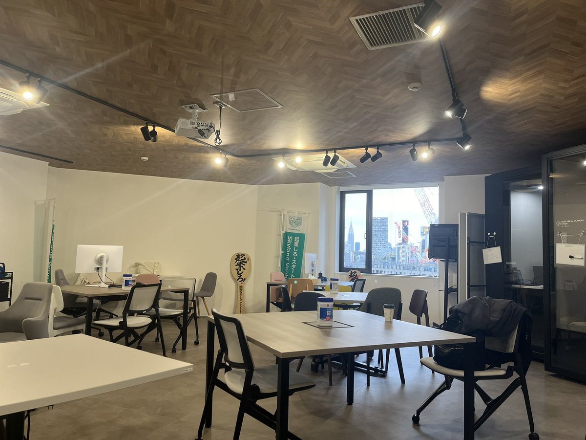 funa_funa_b's tweet image. #nextbase にはじめて来ました