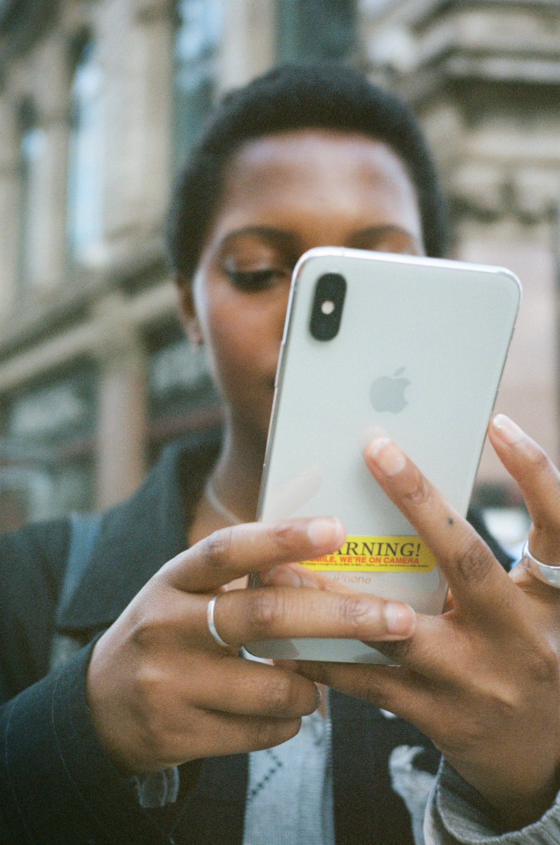 The Warning Sticker 
⚠️⚠️⚠️🍋🪞🤳📱❗️❕⚠️⚠️⚠️
Available via your friend who knows someone who knows someone who knows someone