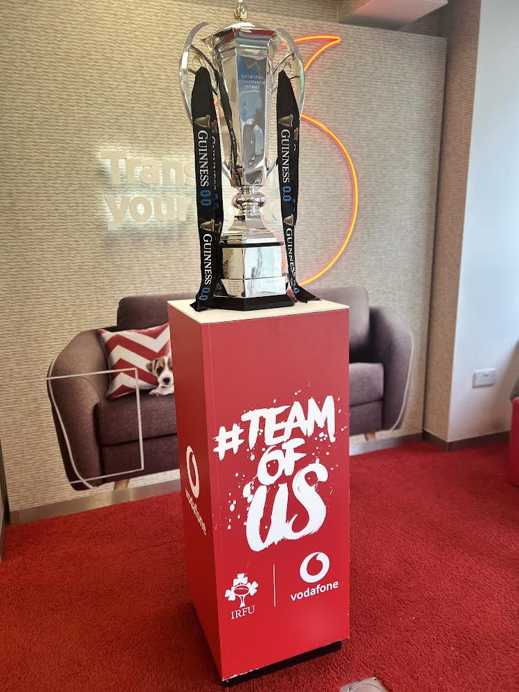 Yesterday we were in Galway City for day 3 of our #teamofus Trophy Tour 🏆 Thanks to the staff and everyone who visited us for a picture 📸 The final stop is today in the @abbeycentre 🚗