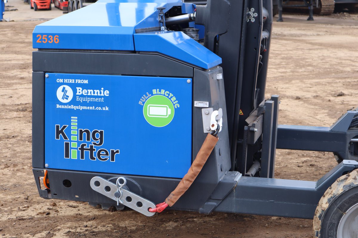 Introducing the Terberg Kinglifter E-TKL: the perfect blend of versatility and sustainability! With zero emissions and a 16.6kWh Lithium battery, it ensures up to 3.5 hours of productivity. 

Contact us to elevate your equipment needs 01536 720444. #Terberg #ElectricForklift