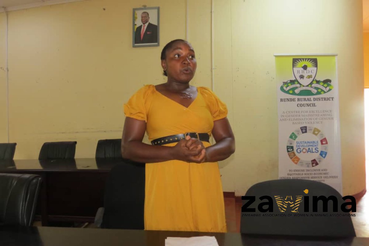 We are having a stakeholders engagement in Zvishavane today as we dissect issues affecting women in artisanal mining. Women in chrome, gold, quarry mining as well as women with disabilities in mining share the health and safety challenges they face
#WomeninMining 
 <a href="/ZELA_Infor/">Zimbabwe Environmental Law Organisation (ZELO)</a>