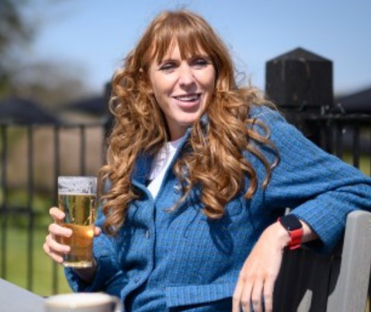 Angela Rayner outwitting and outmanoeuvring the Tories with ... I'll show you mine if you show me yours... has made my day. Happy birthday @AngelaRayner