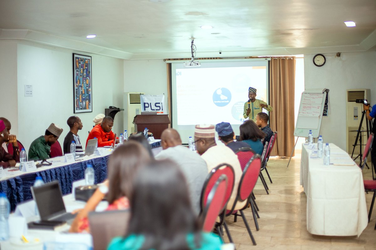@DinabiNig at the one-day capacity building workshop, aimed at strengthening collaboration between Supreme Audit Institutions (SAIs) and CSOs in Nigeria organized by @PLSInitiative partnership with @INTOSAI_IDI held in Abuja