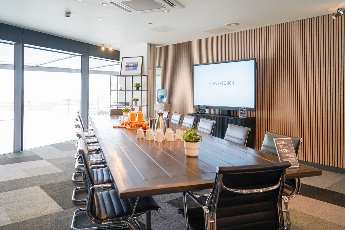 With two locations across the City Region - less than 5 minutes away from each other - members are spoilt for customisable offices, inspiring coworking spaces and innovative meeting rooms. Book a tour today: hubs.ly/Q02qY0lM0 #worklifegoals
