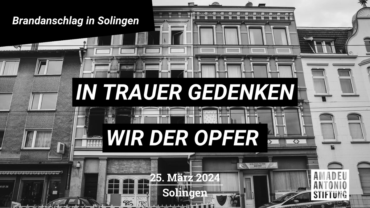 Am Montagmorgen kam es in #Solingen zu einem verheerenden Brand, bei dem eine bulgarische Familie türkischer Herkunft in den Flammen ihres Wohnhauses ums Leben kam. Der schreckliche Vorfall kostete zwei Kinder im Alter von 5 Monaten und 3 Jahren sowie ihre Eltern das Leben. 1/6