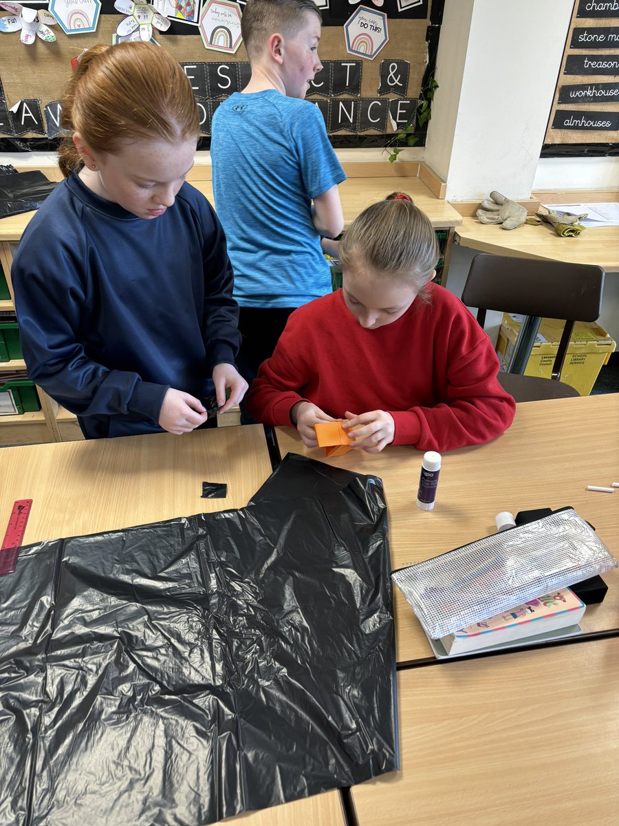 Year6LuntsHeath's tweet photo. Thank you to our wonder @luntsheathPTA for our cream eggs. However before Year 6 take them home we’re going to drop them from the roof. They have 45 minutes to #protecttheegg 🥚🪂 @LuntsHeathSch https://t.co/Oes3xErMuN