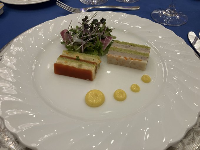 今日はツトメサキのパーリィに出席して美味いもん食ったにょ
ライスくれにょ 