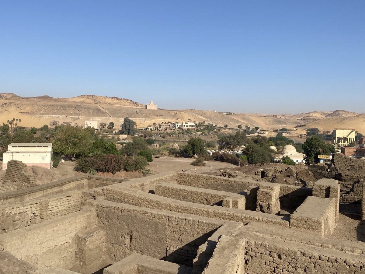 View over the ancient town of Elephantine to the West Bank of #Aswan #Egypt