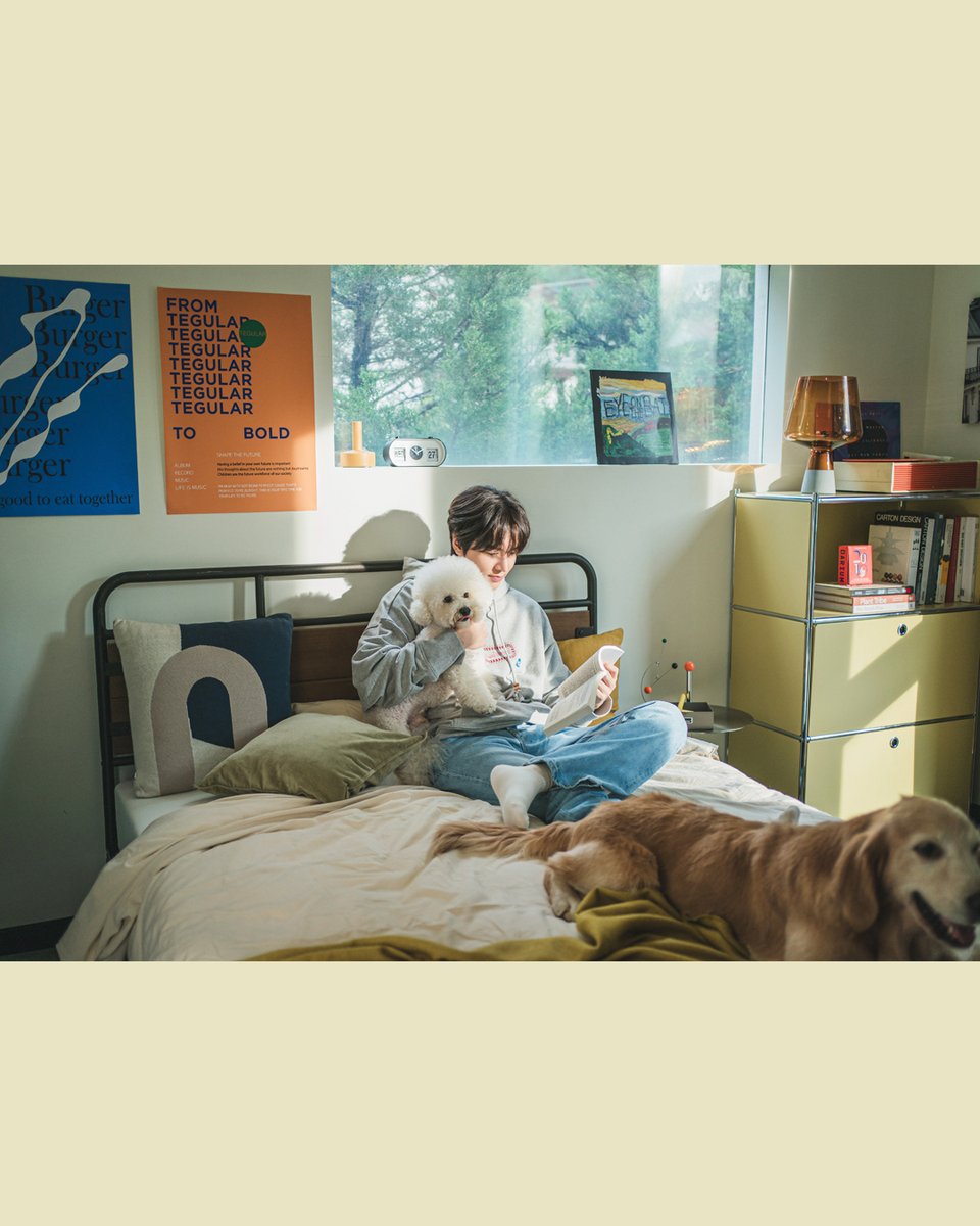 ActorLeeMinHo's tweet image. [#이민호 X #마이펫닥터]
선뜻 다가온 봄날의 순간
얼었던 마음을 녹이는 민호 배우와 댕댕이들의 사랑스러운 모먼트 💕
이 순간이 바로 천국입니다 🪽

[#LeeMinHo X #MyPetDoctor]
Embrace the approaching spring days without hesitation, as LEE MINHO shares adorable moments of love with…