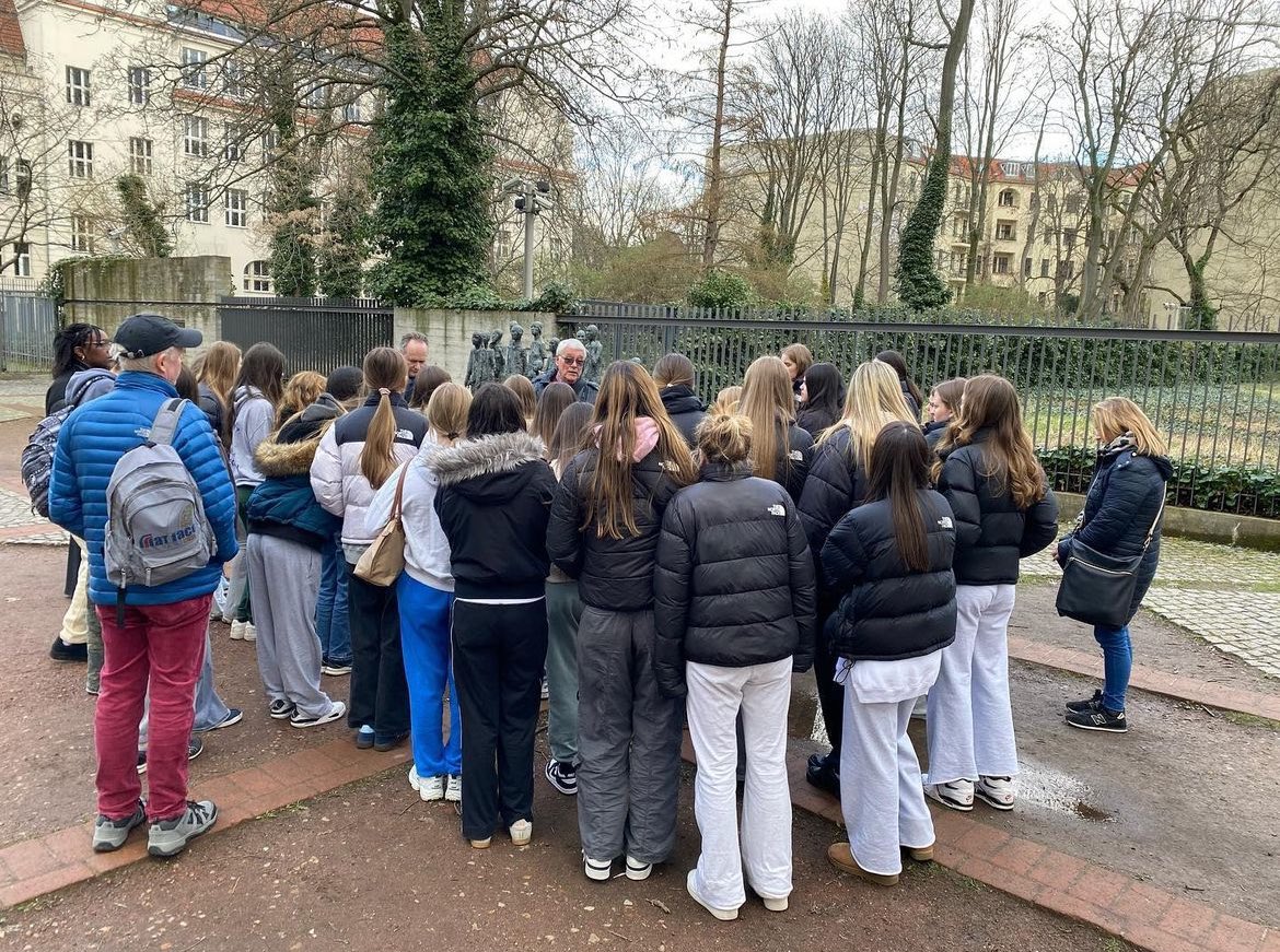 Notre Dame School UK tweet media