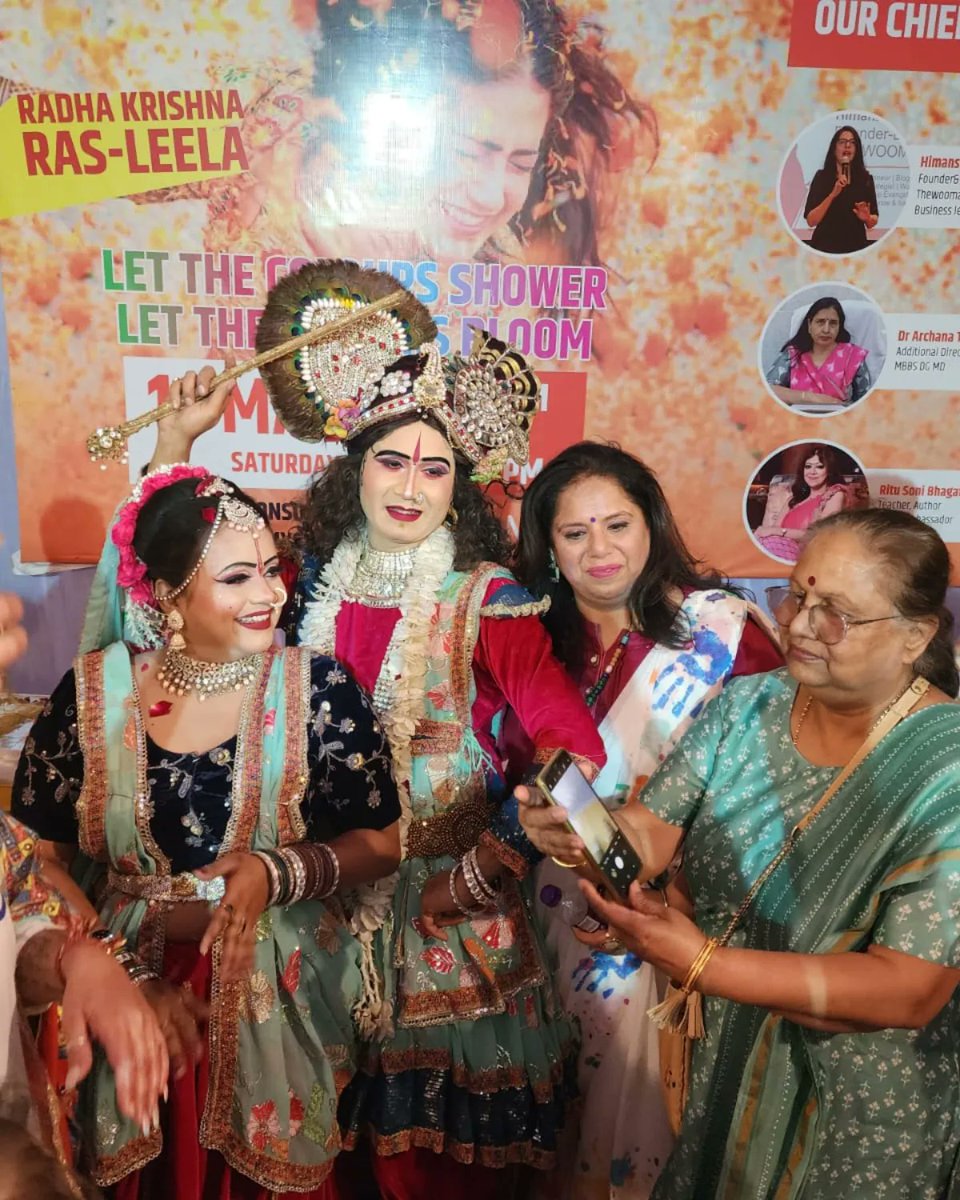 panchtattvaheal's tweet image. Colors danced to the rhythm of music, games lit up the atmosphere, and memories were captured in every splash of joy at our vibrant Holi event! 🎉🎶✨ #HoliCelebration #MusicAndColors #MemoriesInMotion #HoliFun #FestivalVibes #DJParty #PhotoBoothFun #ColorfulMoments