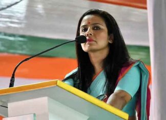 yespunjab's tweet photo. Not going to ED’s Delhi office today: Mahua Moitra
#MahuaMoitra #ED #EnforcementDirectorate #EDdelhiOffice #TMC #FEMAviolationCase #YesPUNJAB
https://t.co/no29ZL74Af https://t.co/QVQuDUwI4a