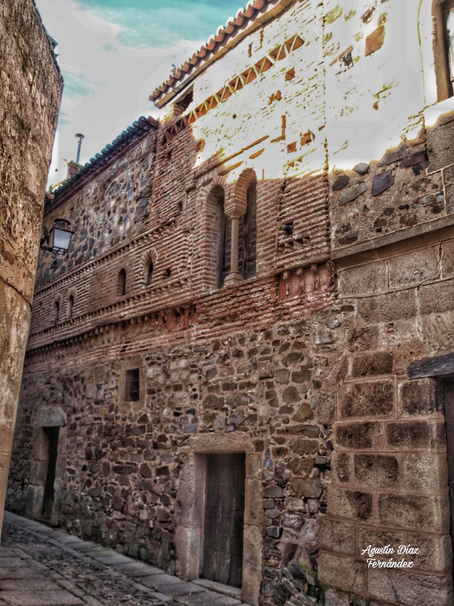 𝔄𝔤𝔲𝔰𝔱𝔦𝔫 𝔇𝔦𝔞𝔷 𝔉𝔢𝔯𝔫𝔞𝔫𝔡𝔢𝔷 tweet media