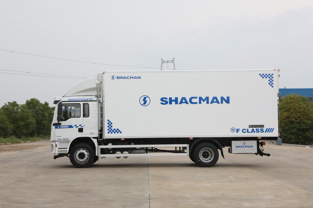 richarddddb's tweet photo. Shacman L3000 refrigerated truck https://t.co/0AgxP0Nn3Z