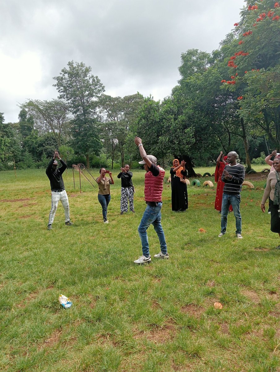 AgalaNdege's tweet photo. Go and be fruitful 💫✨🙏🏿🌟🫂🫂
#seedsofpeace
#locallydevelopedandled
#womenpeaceandsecurity
#youthsforpeaceinAfrica https://t.co/SyXVGjaSPv