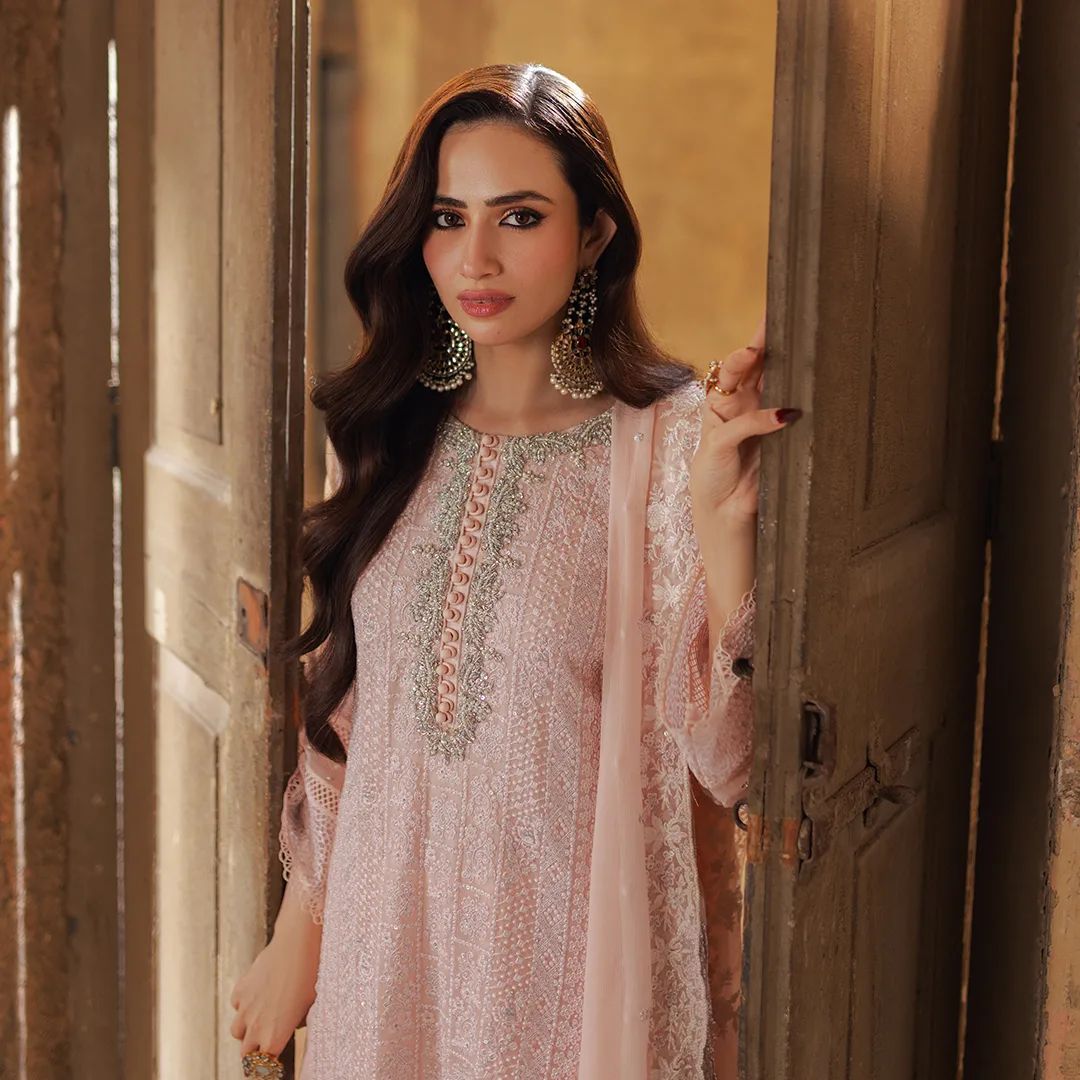 #SanaJaved from her recent shoot 🌸