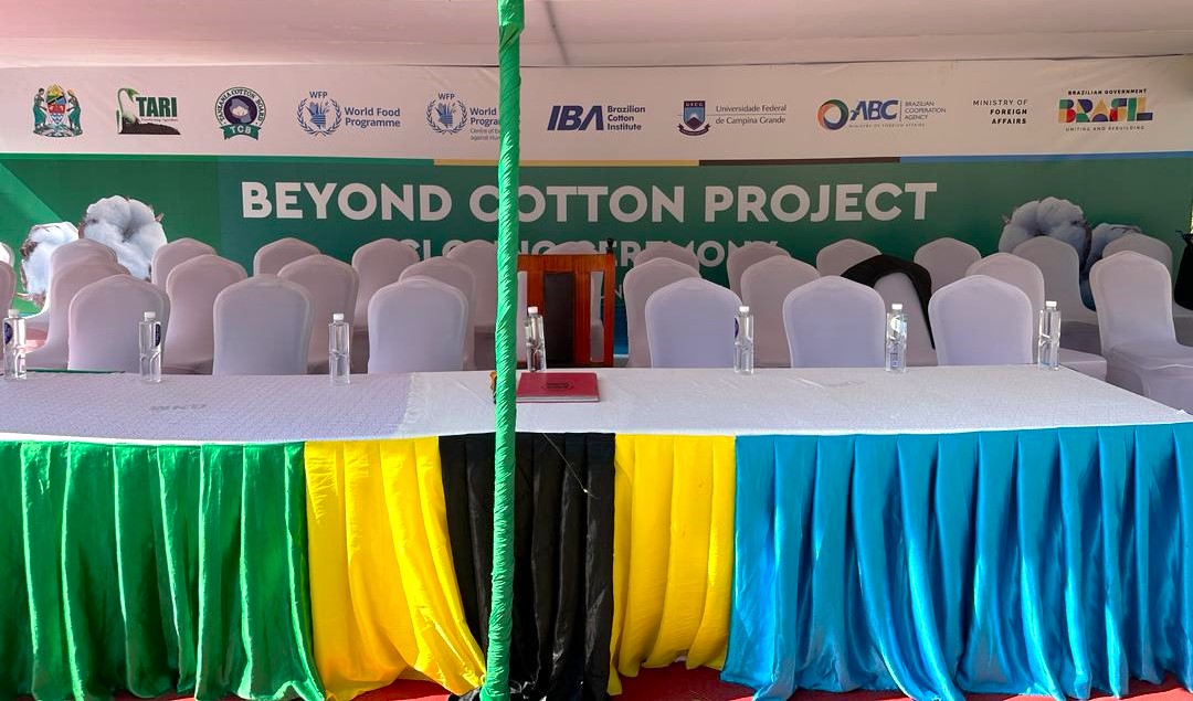 An exciting collaboration between @WFP 🇹🇿, #TARI, #TCB, @WFPBrasil, #IBA, @UFCG_oficial and @ABCgovBr to empower farmers & improve food security with the #BeyondCotton project in Tanzania. 🌱💪#partnerships #development #sustainability