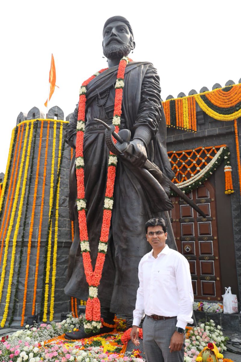 युद्ध, लढाया, परक्रमा पलिकडे जाऊन उत्तम प्रशासक म्हणून ज्यांचे नाव भारताच्या इतिहासात सुवर्ण अक्षरांनी लिहिले गेले आहे असे हिंदवी स्वराज्य संस्थापक छत्रपती शिवरायांना जयंती निमित्त त्रिवार वंदन !