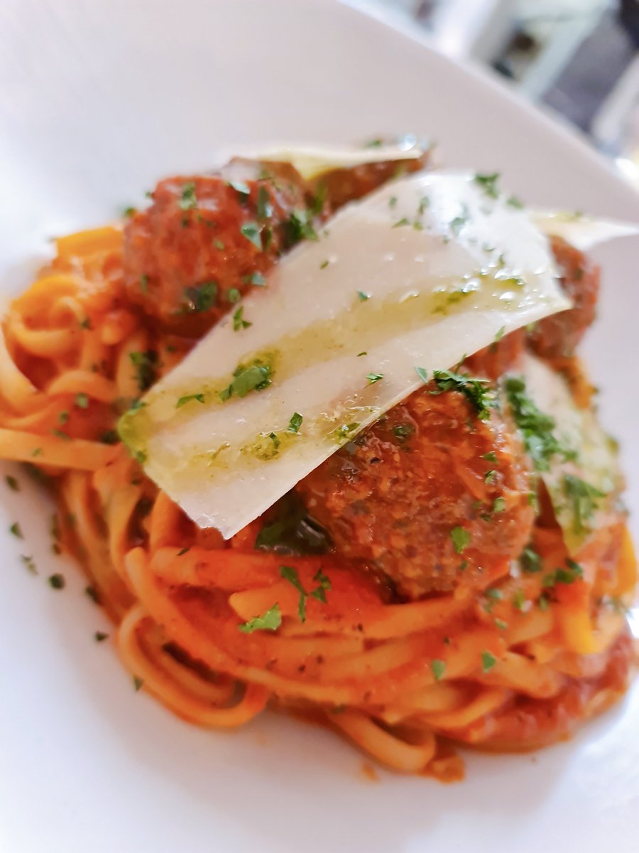 ThackerayCDF's tweet photo. Let us cook for you over the Easter weekend.Pop in or call us on 02920 002499 to book a table. https://t.co/B025fhnWD2