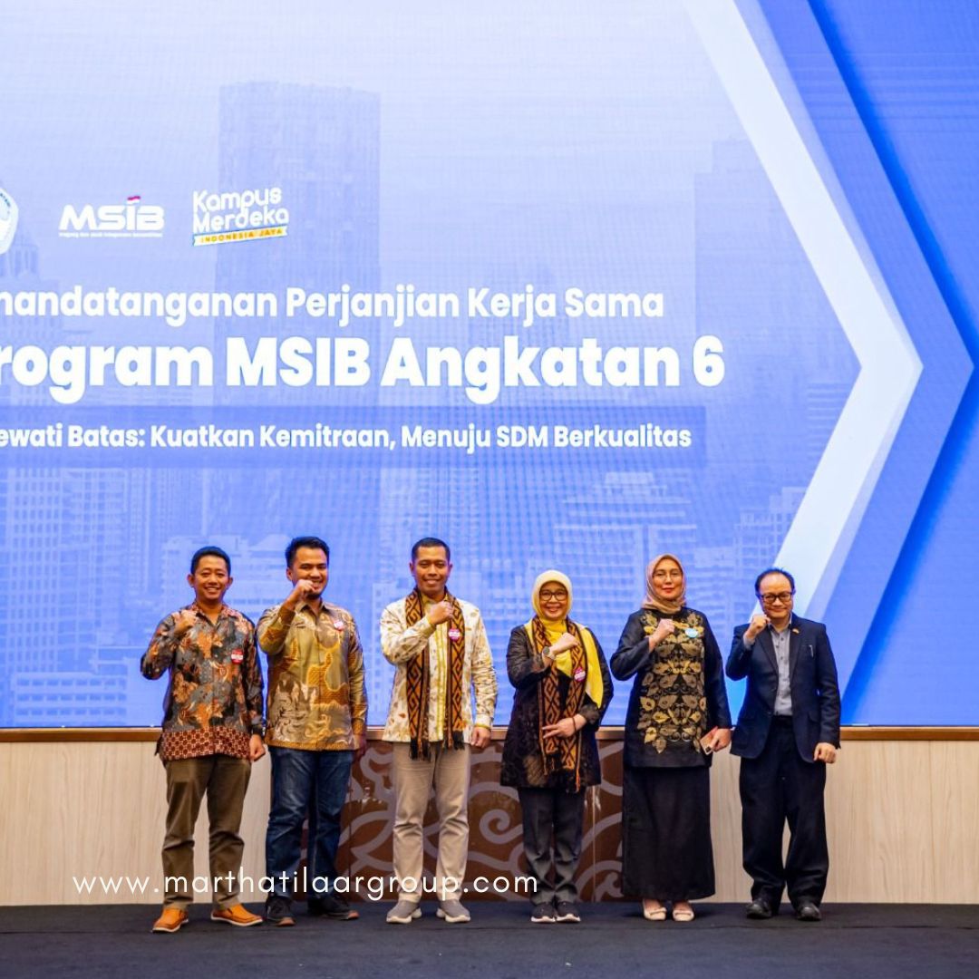 Martha Tilaar Group Tanda Tangani Perjanjian Kerja Sama MSIB Batch 6. Beritanya, baca di sini: shorturl.at/cuGX7