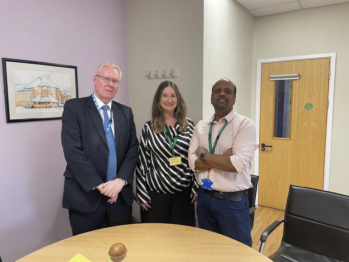 Great to meet with the chairman and our LWH Freedom To Speak Up team yesterday. Lots of good work happening and developments to come @LiverpoolWomens #FTSU