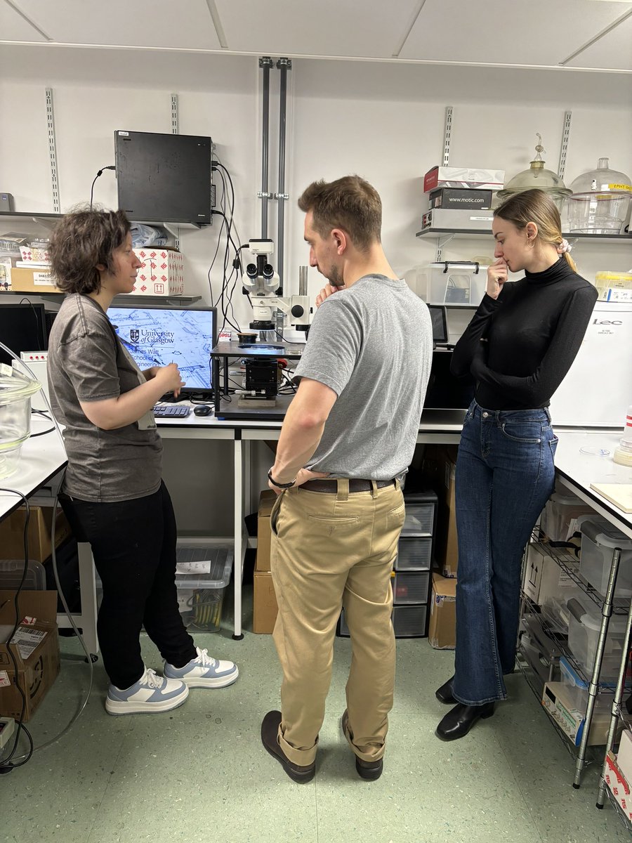 This week, our lab hosted the <a href="/ARIA_research/">ARIA</a> Programme Director <a href="/JacquesCarolan/">Jacques Carolan</a> to showcase our cutting-edge #neurotech research. It was an enlightening experience diving into discussions on advancing highly targeted, nano-invasive scalable tech for safe brain interfacing 🚀 🧠