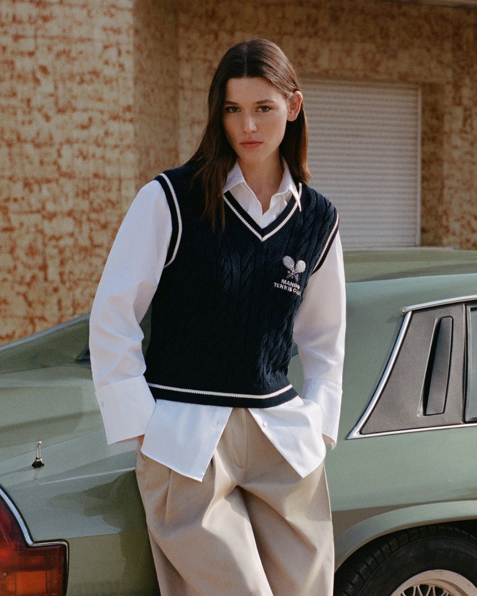 The varsity trend takes centre stage in the new edition of Mango Tennis Club. A retro-inspired look that’s both casual and sophisticated. Vest: 67097138 #MangoTennisClub