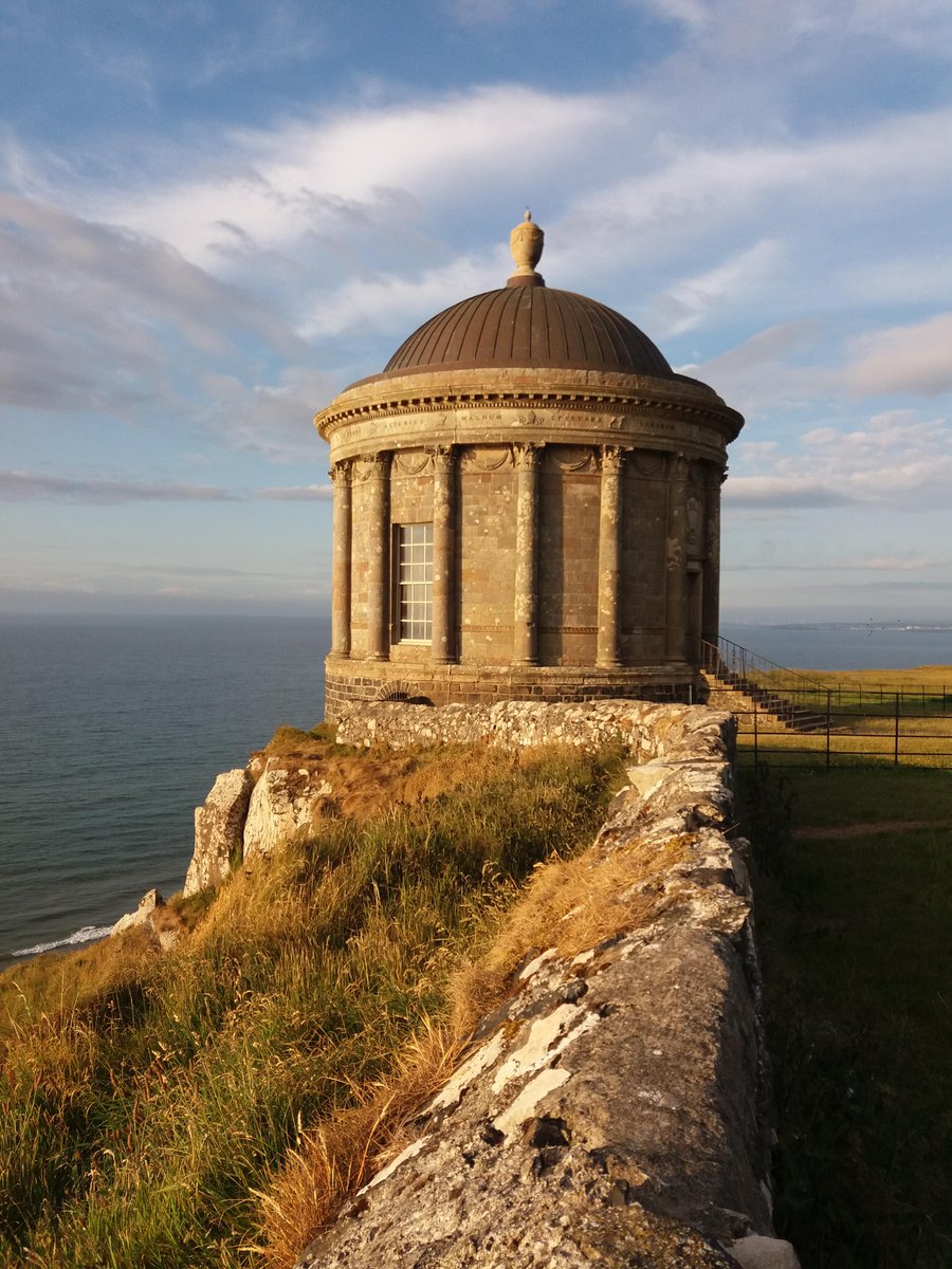 ✨Mussenden Temple✨ Built in 1785 by the Earl of Bristol, Frederick Hervey, Mussenden Temple is one of the most beloved and photographed buildings in Ireland.🌊💕 #MussendenTemple #FrederickHervey #HistoricArchitecture #LoveStory #EmbraceAGiantSpirit