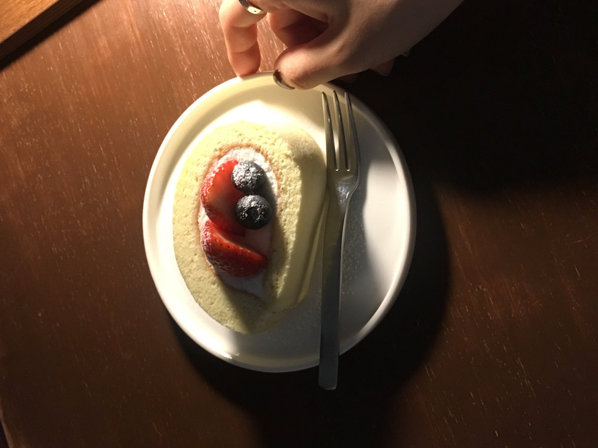 산도와 롤케이크 모두 기대이상의 맛이었다!!
@ 망원 보통공원