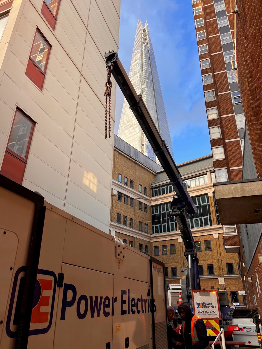 It's #ThrowbackThursday! 

We haven't done one in a while so we thought we would dig up this great picture from last year.

Two of our 500kVA generators with fuel tanks being delivered to a hospital in the heart of #London, right next to the #Shard.

#TheGeneratorSpecialist