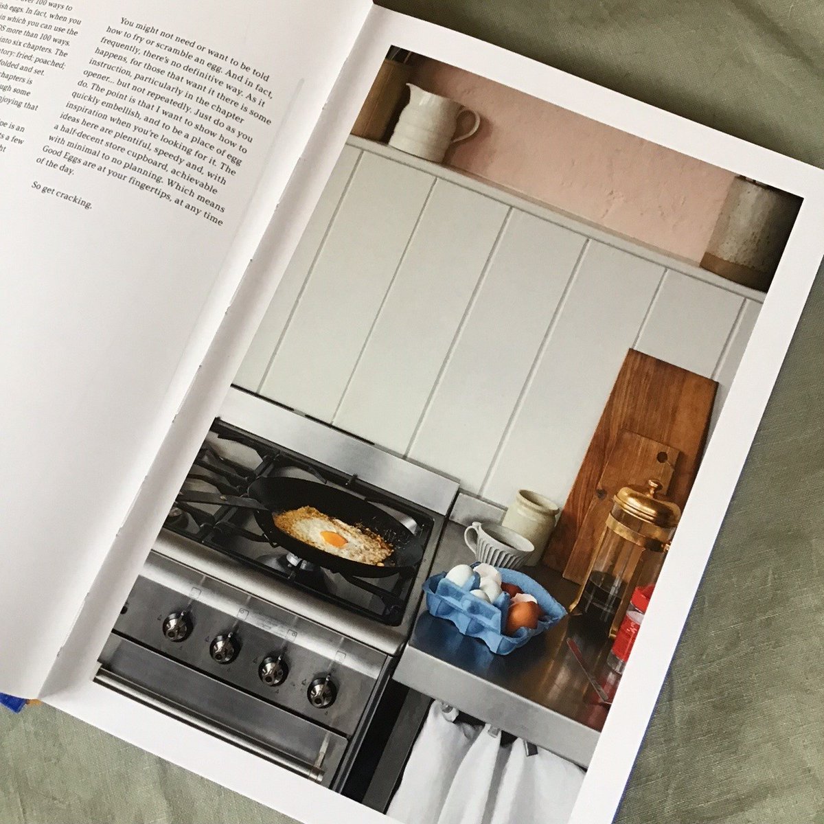 Congratulations to @rocketandsquash on the publication of this immensely useful, highly attractive book, Good Eggs, impeccably timed for Easter. And yes, a spun irion pan is ideal for eggs!