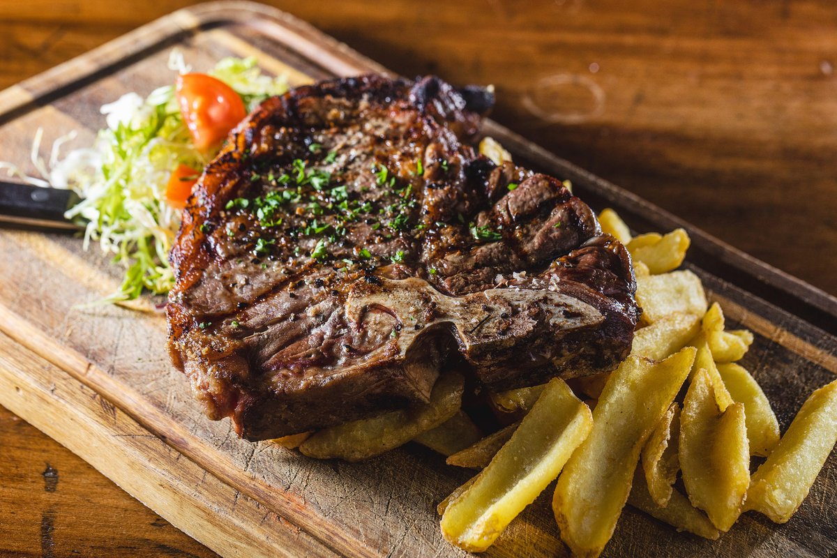 🐮 STEAK NIGHT UPDATE: As we head towards summer our Wednesday Steak Night offering is changing to menu prices for your main, but you'll still enjoy a free drink of your choice (pint or 175ml glass of wine) when you join us on a Wednesday evening. 🍺🍷