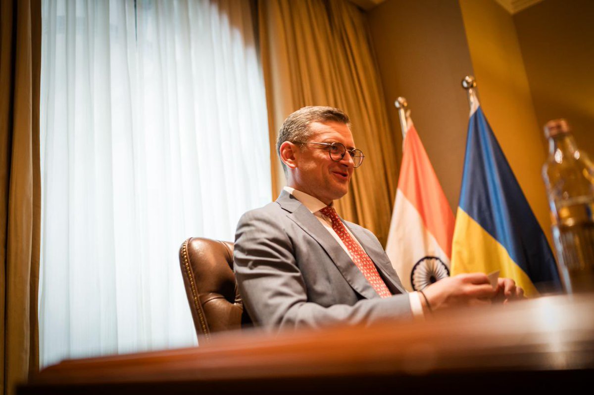 DmytroKuleba's tweet image. I began my visit to New Delhi upon @DrSJaishankar’s invitation.

The Ukrainian-Indian cooperation is important and we will be reinvigorating ties.

Building on the dialogue between @ZelenskyyUa and @NarendraModi, we will pay specific attention to the Peace Formula.