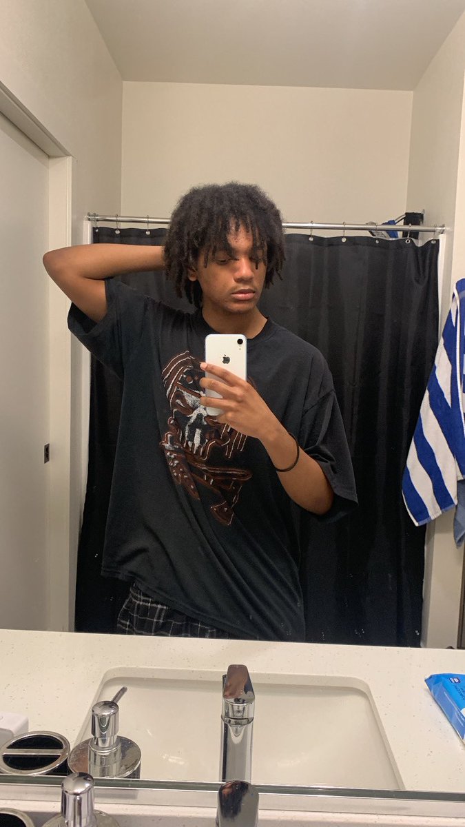 casterboybrick's tweet photo. ts really growin https://t.co/bvoXXn0Gf6