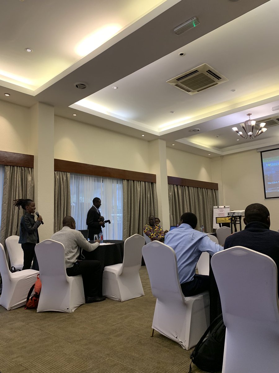 We are participating in a stakeholder workshop mapping the media and information landscape in Kenya with @accountableke. The discussion is aimed at enriching the ongoing research on the information ecosystem, interesting discussions on the role of government in ensuring big tech…