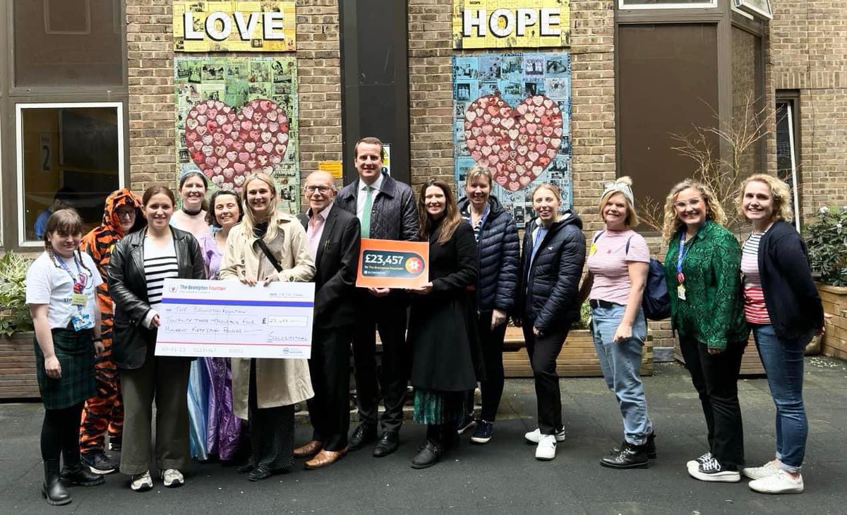 We received an incredible donation of £23,457 from @Ecclesiastical Insurance UK - part of the @benefactgroup. The teams from their #London and South East (LSE) Office fundraised for us throughout 2022/23. Thank you to everyone at the LSE office for your fantastic fundraising.❤️💙