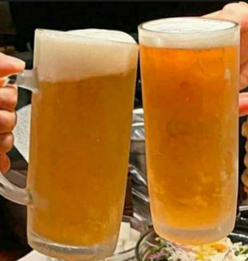 daddyoldman96's tweet photo. @PrayoonPrasoms1 หาที่แก้ผ้ากินเบียร์​เย็นๆคลายร้อนกันครับป๋า https://t.co/DIbmfFGos5