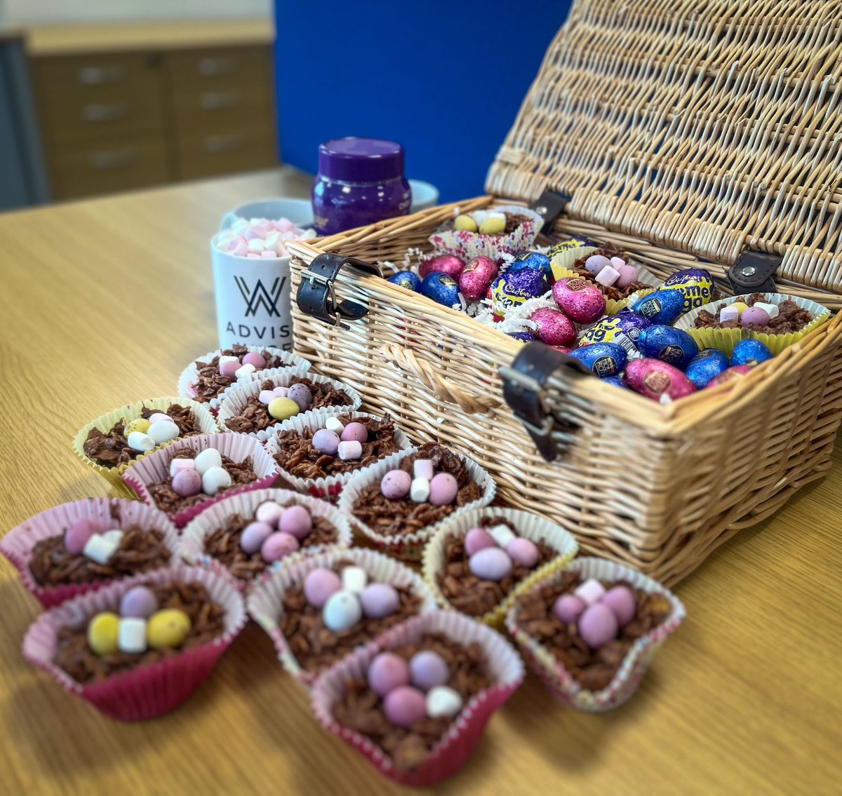 Last day before the Easter break and the team is celebrating with some chocolate treats today! Because you're never too old for chocolate, right!?

#OfficeDay #AdviseWiseOffice #TeamCelebrations