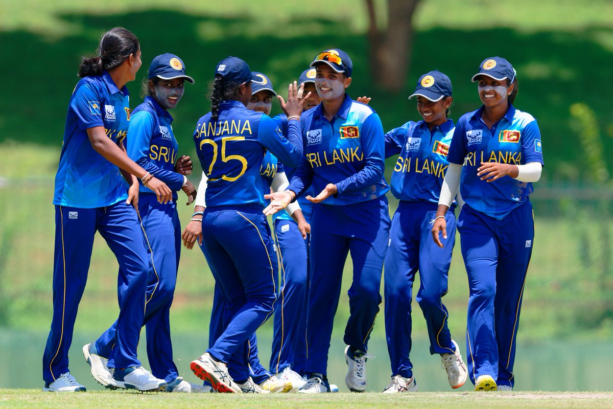 SL U19 Women's team won the 1st T20 vs Australia by 7 runs in the ongoing Trination. Promising talents. #SLvsAUS #SriLanka