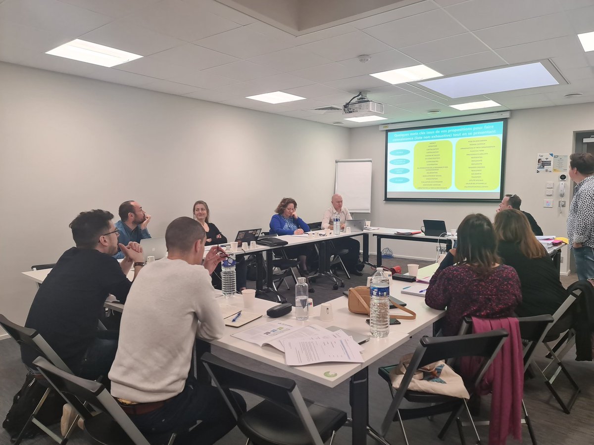 fonjep's tweet photo. Lancement du séminaire #évaluation coconstruite #associations #pouvoirs publics #équipe de recherche
Matinée destinée aux chercheurs @GreUs @Asterya_ @lacabanedelarecherche @InstitutGodin @IFMAssociatif @valoremis @yanngaelfourquier @Injep @MathildaRecci @pchenu @MJCdeFrance https://t.co/XsitArzkr9