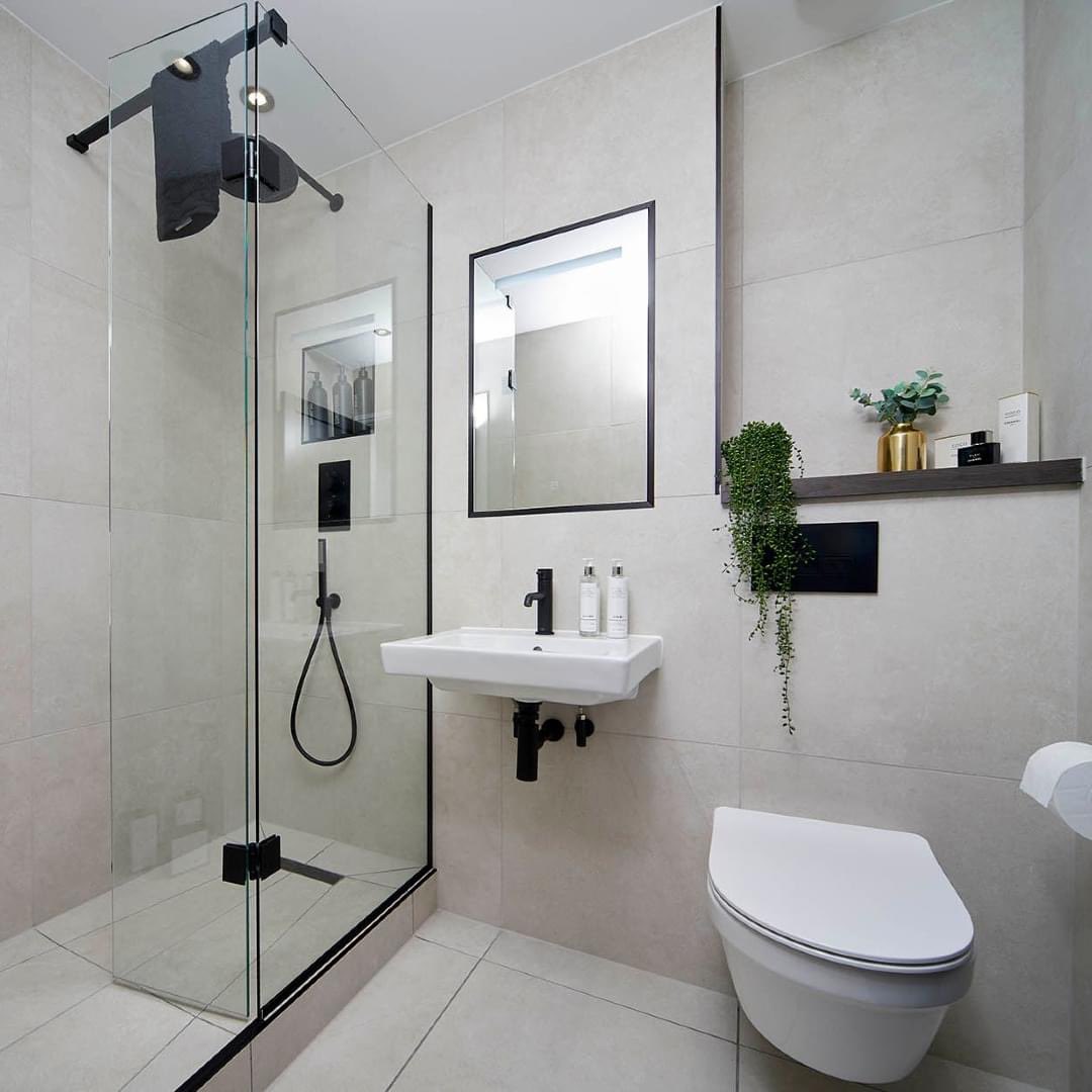 Minimalist monochrome bathroom. When you reserve a new Beal home, you get to spend a full day in our Design Lounge, working with our expert designers, architects and technical team to create your dream home, room by room. For a truly bespoke new home, choose Beal!